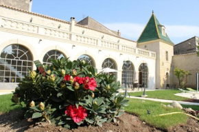 Гостиница Les Galeries de Beaulac  Пезенас